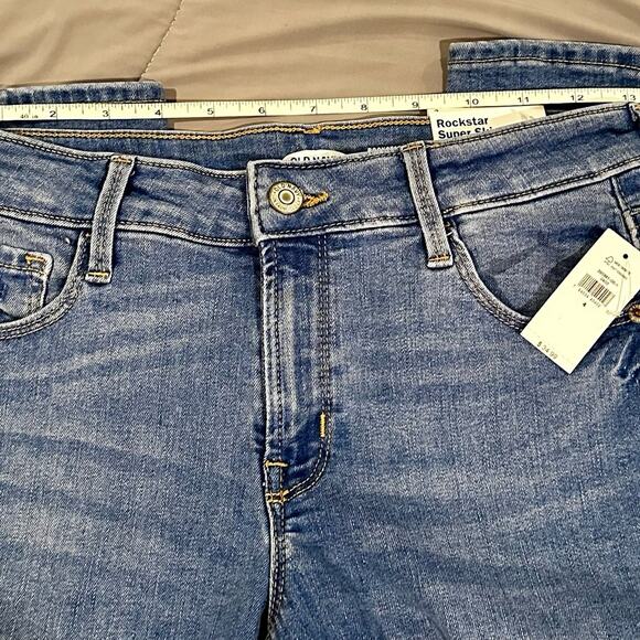 NWT Old Navy Rock Star Super Skinny Jeans Size 4 - Picture 4 of 11